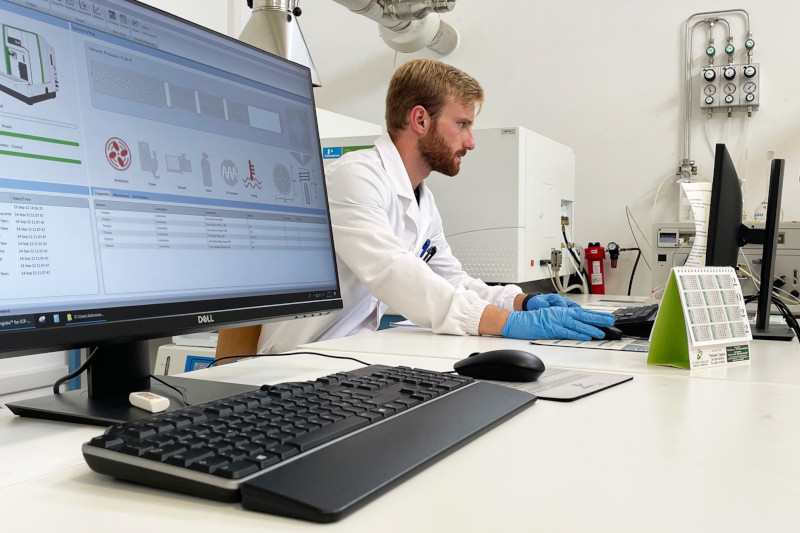 Laboratorio analisi - operatori